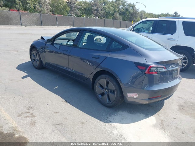 2023 TESLA MODEL 3 5YJ3E1EA0PF710811 Photo 2