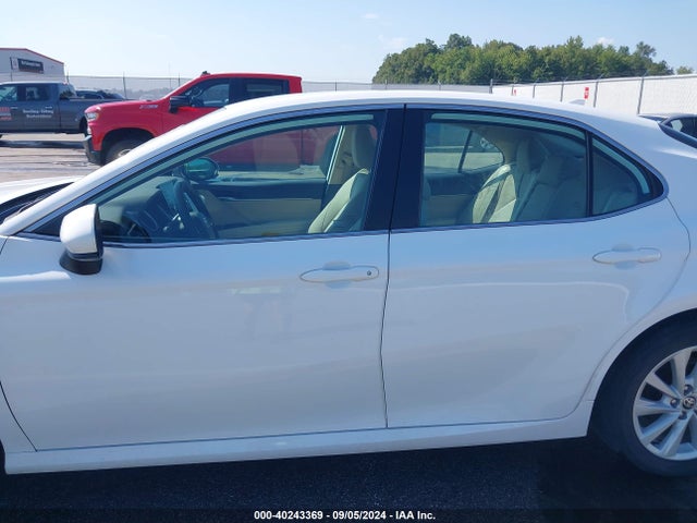 Toyota CAMRY LE 2022 4T1C11AK8NU708220 Image 14