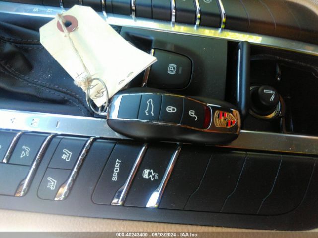 2017 PORSCHE MACAN WP1AB2A53HLB20436 Photo 10