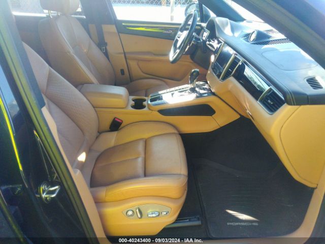 2017 PORSCHE MACAN WP1AB2A53HLB20436 Photo 4