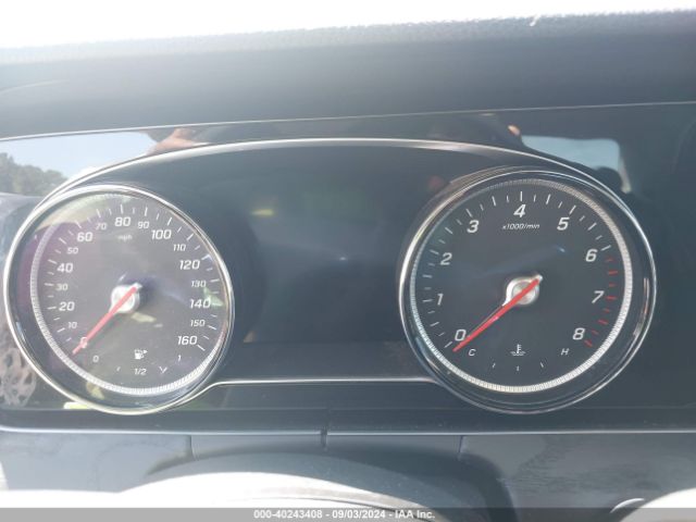 WDDZF4KB1JA315029 Mercedes-Benz E 300 4matic