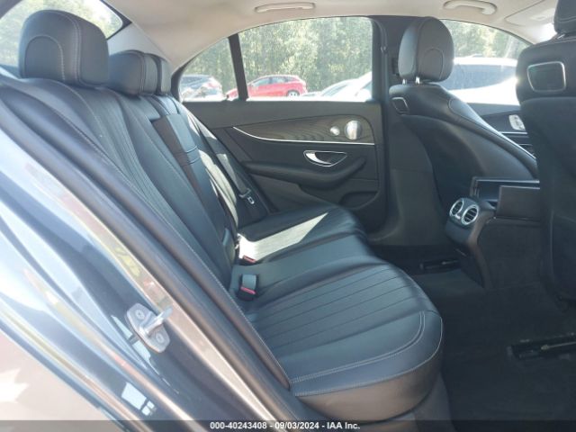 WDDZF4KB1JA315029 Mercedes-Benz E 300 4matic