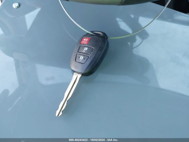 JTDKDTB35E1560314 Toyota Prius C Two