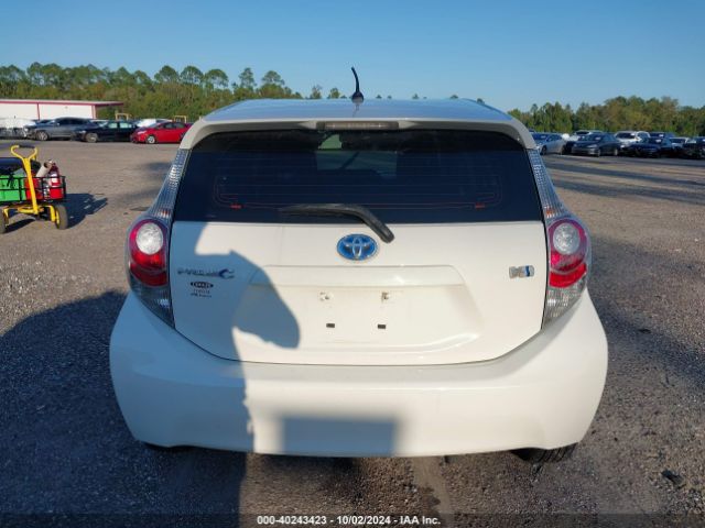 JTDKDTB35E1560314 Toyota Prius C Two