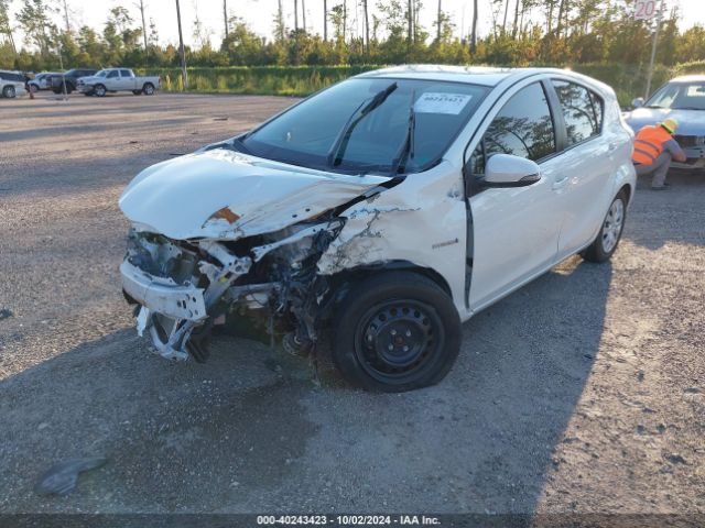 JTDKDTB35E1560314 Toyota Prius C Two