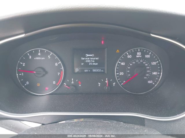 KNALN4D78G5216282 KIA Cadenza Premium