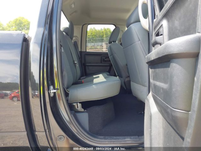 1C6RR7FT8HS796866 RAM 1500 Express Quad Cab 4x4 6'4 Box
