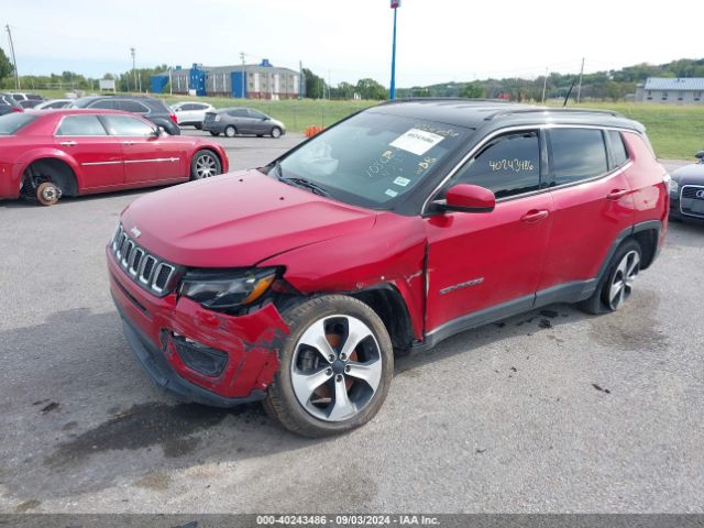 3C4NJCBBXJT169708 Jeep Compass Latitude Fwd