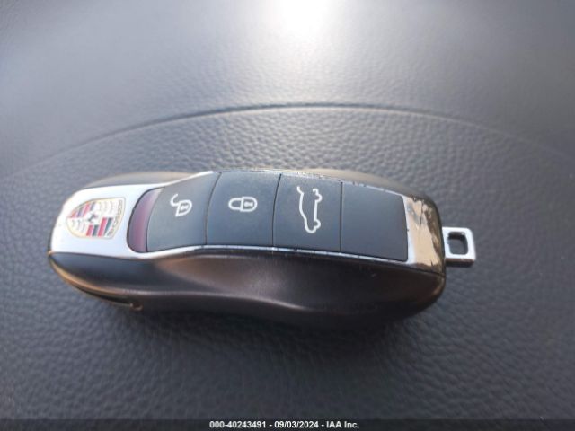 WP1AB2A57HLB21041 Porsche MACAN S