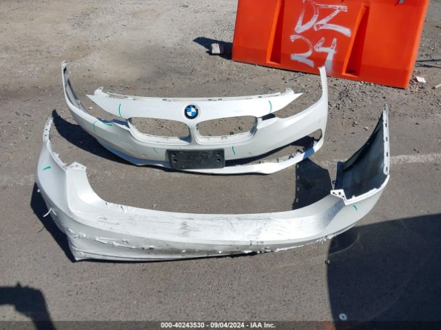WBA8E1G51HNU14010 BMW 320i