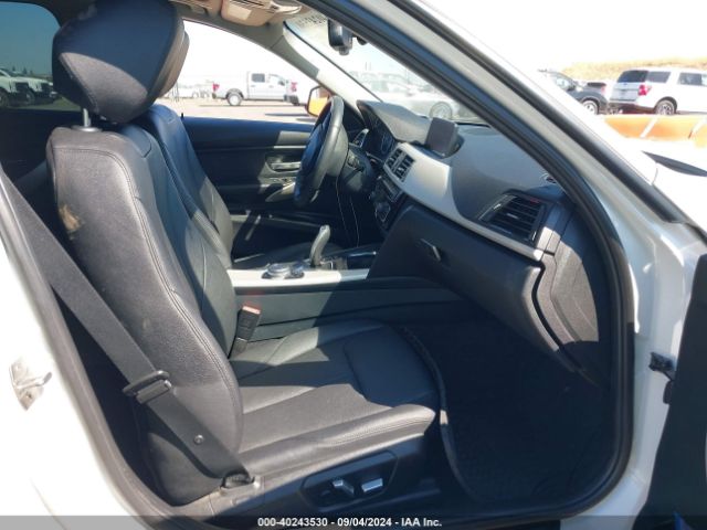 WBA8E1G51HNU14010 BMW 320i
