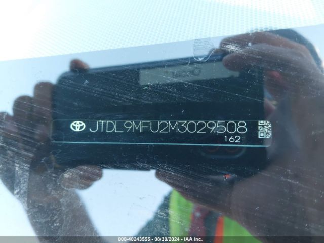 JTDL9MFU2M3029508 Toyota Prius Le Awd-e