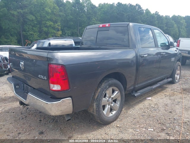 3C6RR7LG5JG251289 RAM 1500 Big Horn  4x4 5'7 Box