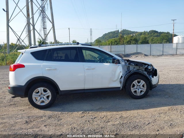 Toyota RAV4 LE 2014 JTMBFREV8ED084486 Image 13