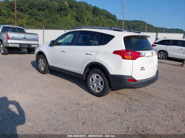 Toyota RAV4 LE 2014 JTMBFREV8ED084486 Image 3