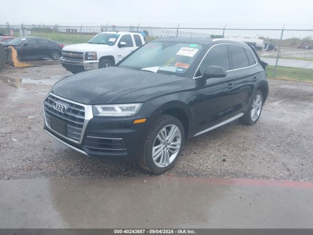 WA1BNAFY0J2218095 Audi Q5 2.0t Premium/2.0t Tech Premium