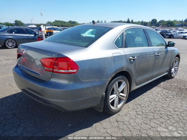 1VWBN7A32EC049036 Volkswagen Passat 2.0l Tdi Se