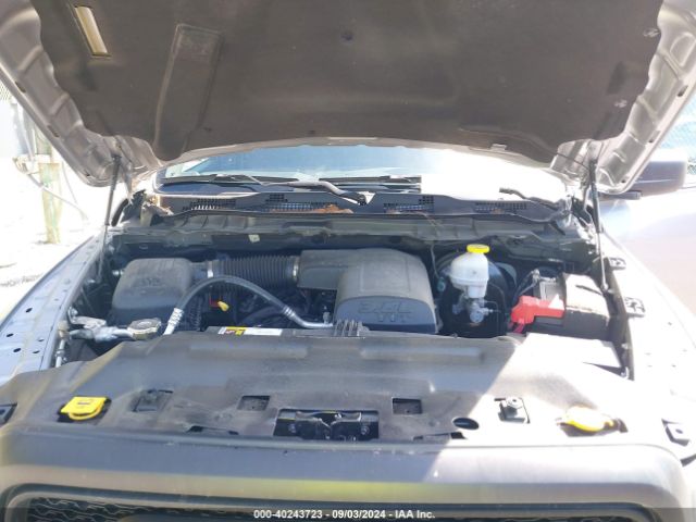 1C6RR6LGXRS123581 RAM 1500 Classic Warlock  4x2 5'7 Box