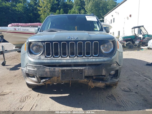 ZACCJBBB7JPJ09343 Jeep Renegade Latitude 4x4