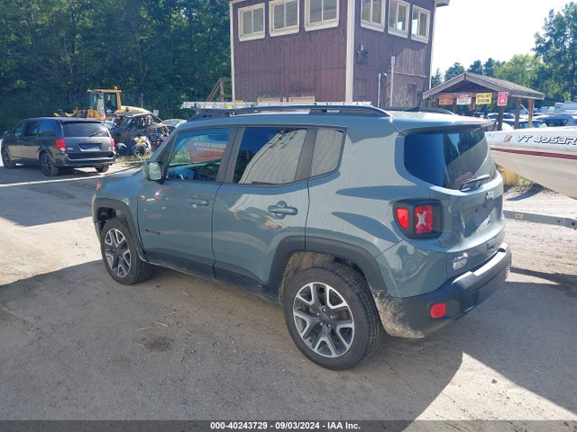 ZACCJBBB7JPJ09343 Jeep Renegade Latitude 4x4