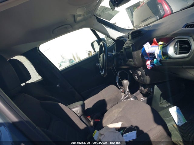 ZACCJBBB7JPJ09343 Jeep Renegade Latitude 4x4