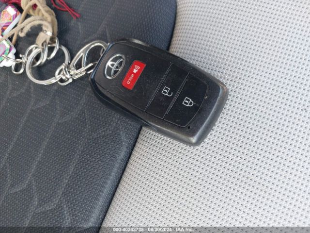 JTND4MBE5P3200558 Toyota COROLLA SE