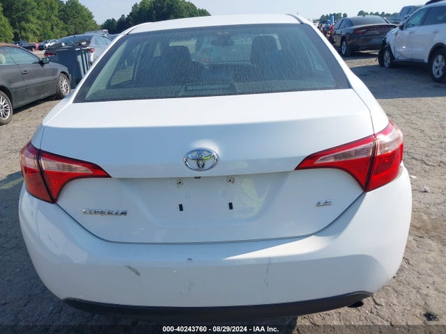 Toyota COROLLA LE 2018 2T1BURHEXJC969023 Image 16