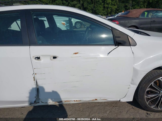Toyota COROLLA LE 2018 2T1BURHEXJC969023 Image 17