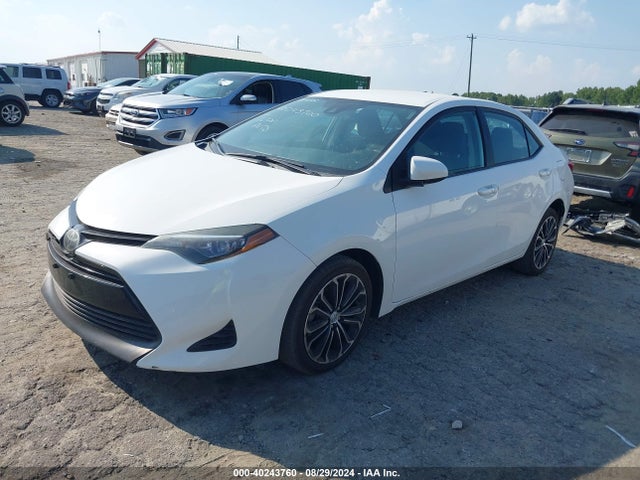 Toyota COROLLA LE 2018 2T1BURHEXJC969023 Image 2