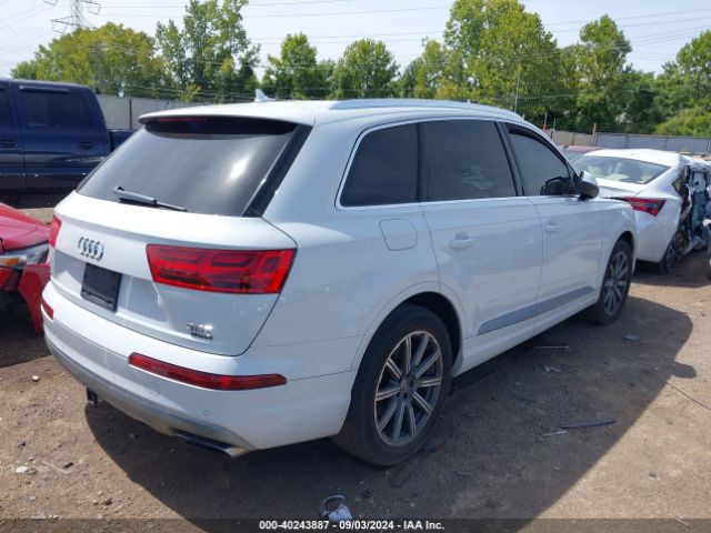 WA1VAAF75HD011359 Audi Q7 3.0t Premium