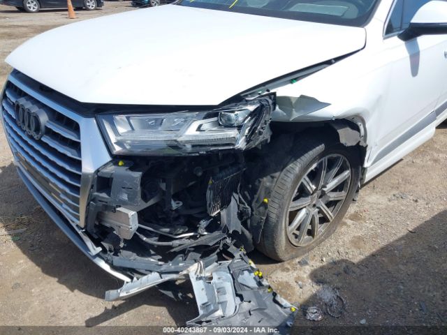 WA1VAAF75HD011359 Audi Q7 3.0t Premium