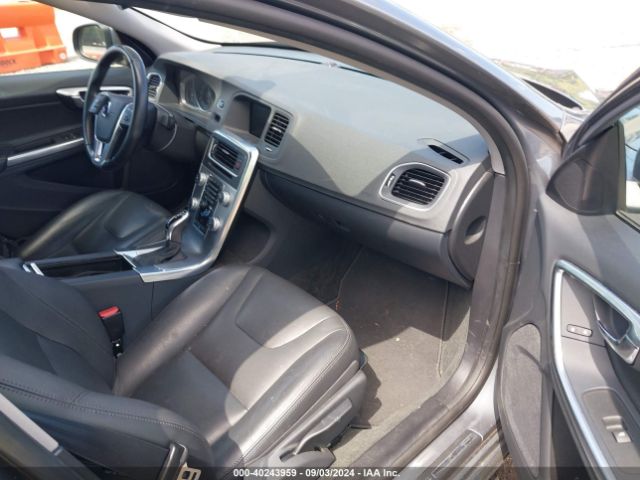 YV126MFL0H2422294 Volvo S60 T5 Dynamic