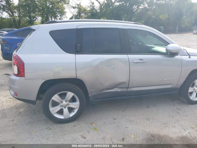 1C4NJCEA6GD648239 Jeep Compass Latitude