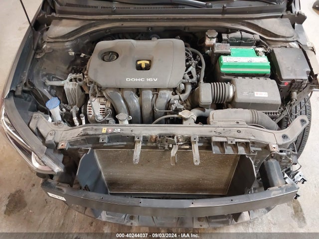 5NPD74LF9JH380559 Hyundai ELANTRA SE