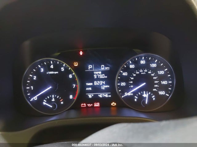 5NPD74LF9JH380559 Hyundai ELANTRA SE