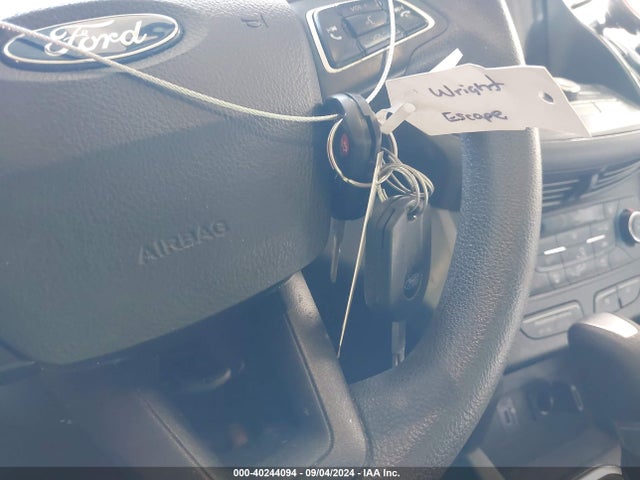 Ford ESCAPE SE 2017 1FMCU9GD4HUB22309 Image 11