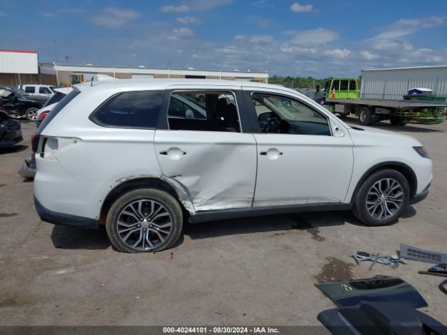 JA4AD3A35JZ036082 Mitsubishi Outlander Se