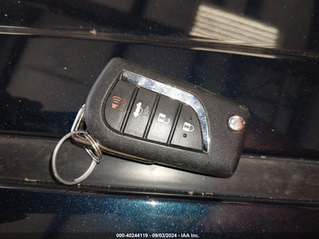 Toyota CAMRY LE 2019 4T1B11HK4KU812068 Image 11