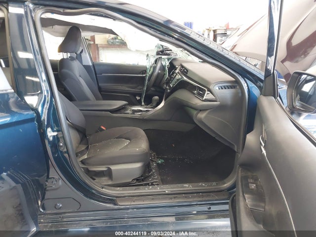 Toyota CAMRY LE 2019 4T1B11HK4KU812068 Image 5
