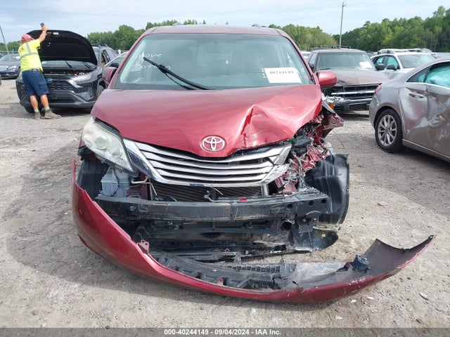 Toyota Sienna Xle 8 Passenger 2015 5TDYK3DCXFS620380 Image 12