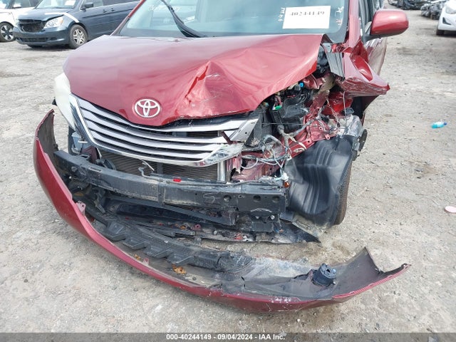 Toyota Sienna Xle 8 Passenger 2015 5TDYK3DCXFS620380 Image 6