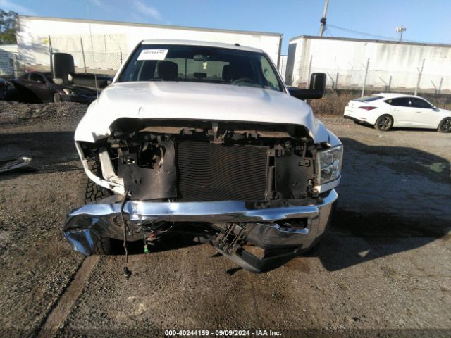 3C6UR5CL4JG192974 RAM 2500 Tradesman  4x4 6'4 Box