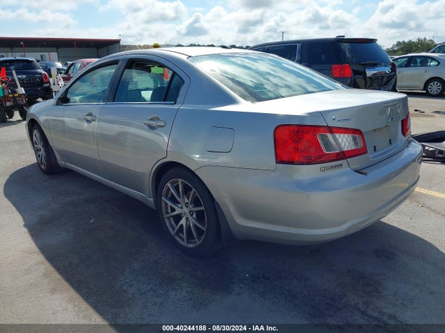 2011 MITSUBISHI GALANT 4A32B3FF8BE013369 Photo 2