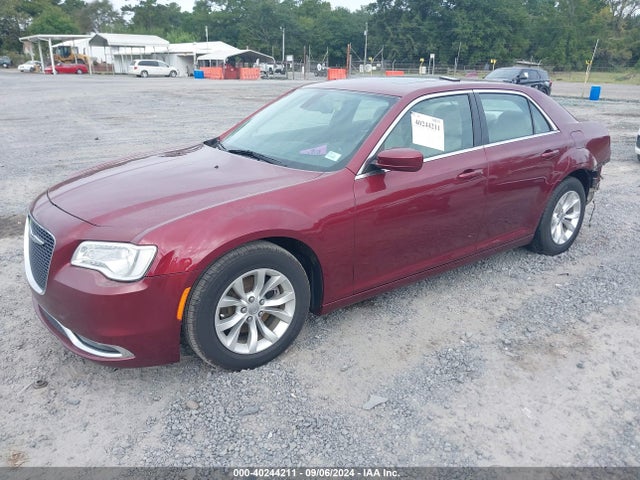 Chrysler 300 Anniversary Edition 2016 2C3CCAAG9GH220012 Image 2