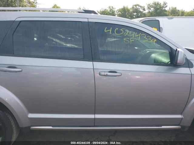 3C4PDCGBXKT869027 Dodge Journey Crossroad