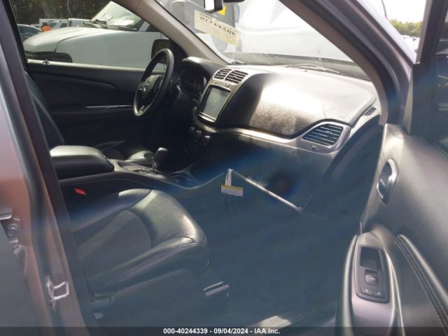 3C4PDCGBXKT869027 Dodge Journey Crossroad