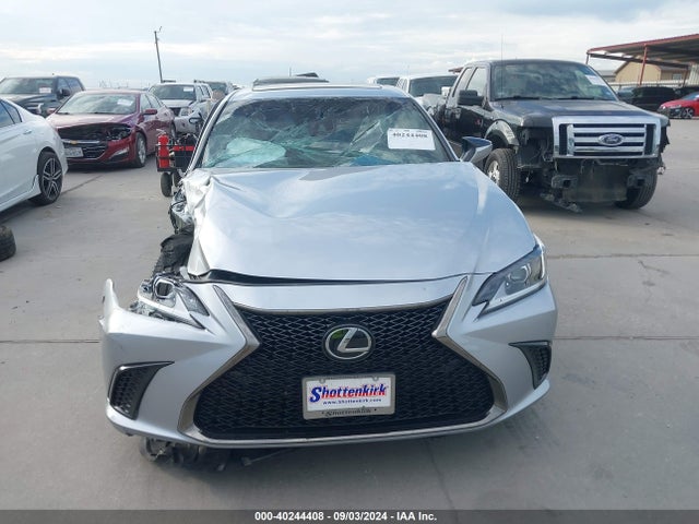 58AJZ1B18PU160317 Lexus Es 350 F Sport Handling