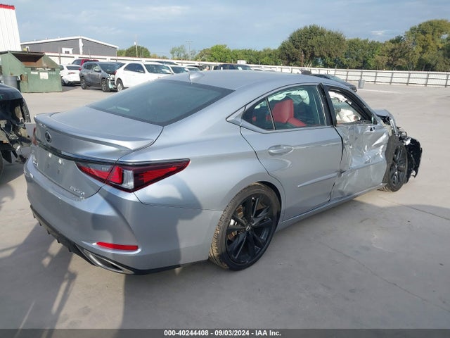 58AJZ1B18PU160317 Lexus Es 350 F Sport Handling