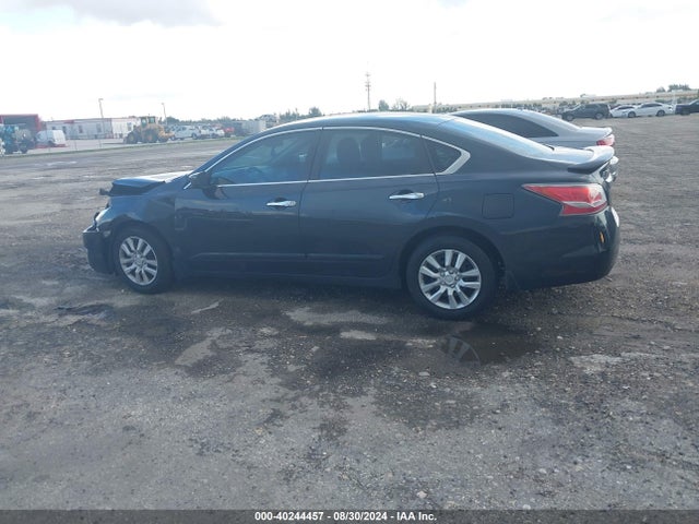 Nissan Altima 2.5 S 2015 1N4AL3AP9FC583304 Image 14