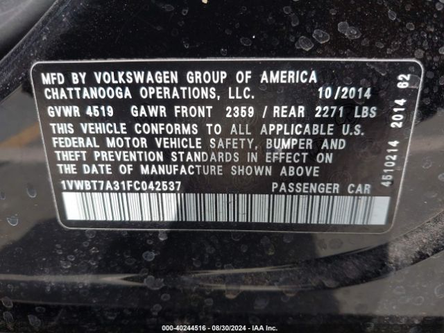 1VWBT7A31FC042537 Volkswagen Passat 1.8t Se